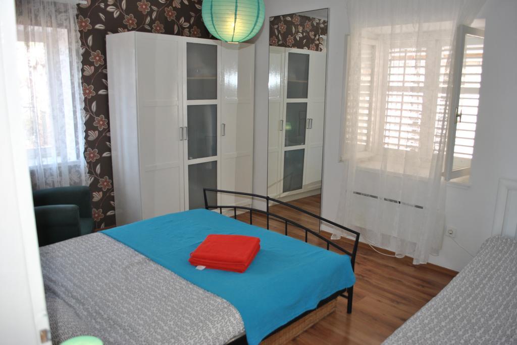 Apartment Optimist Makarska Esterno foto